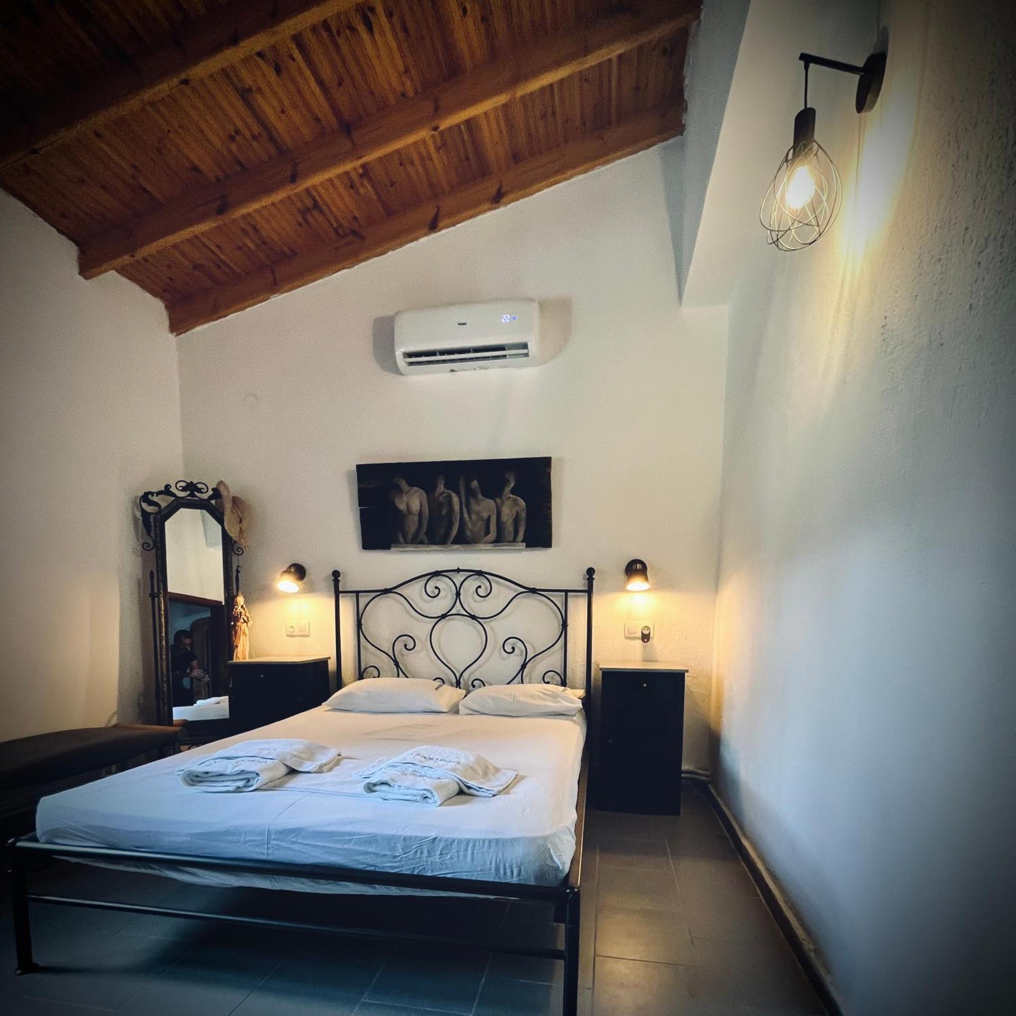 Utopia Beach Vourvourou Bagian luar foto